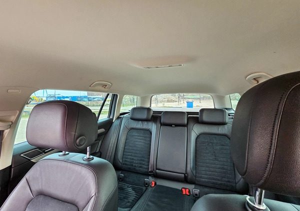 Volkswagen Passat cena 79000 przebieg: 162000, rok produkcji 2018 z Gdańsk małe 277